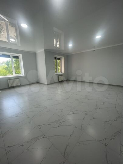 Свободного назначения, 110 м²