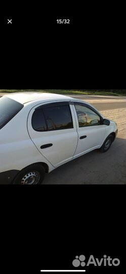 Toyota Platz 1.0 AT, 2004, 241 255 км