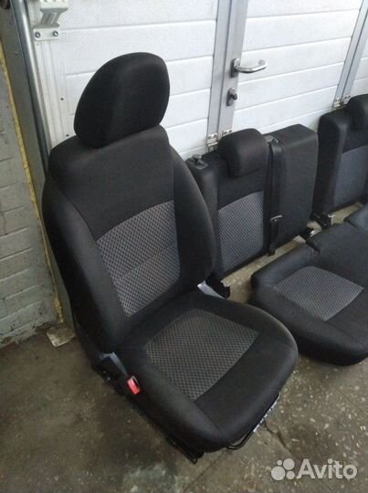 Сиденья комплект LADA Vesta седан 1.6 16кл 2019