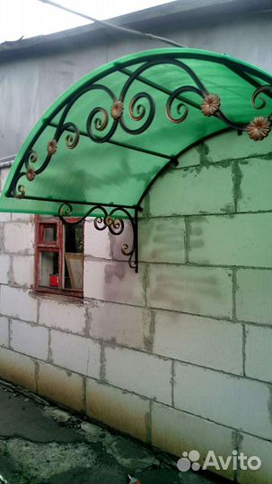 Навес из поликарбоната