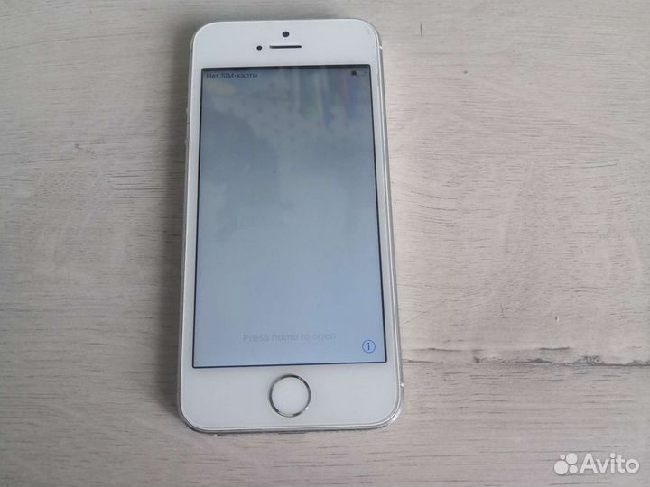 Телефон iPhone 5s