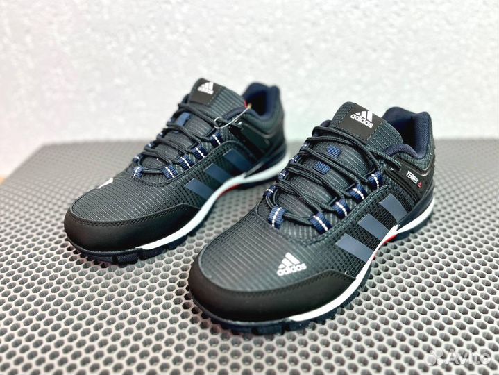 Кроссовки Adidas Terrex