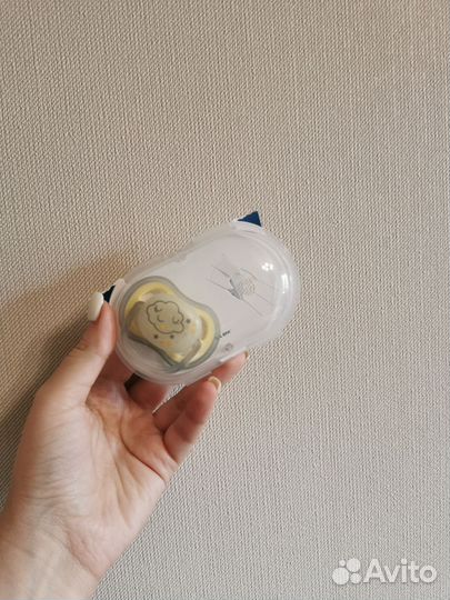 Соска пустышка avent 18 m +