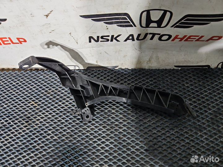 Ресничка под фару левая Honda Cr-V RE4 K24A 2011