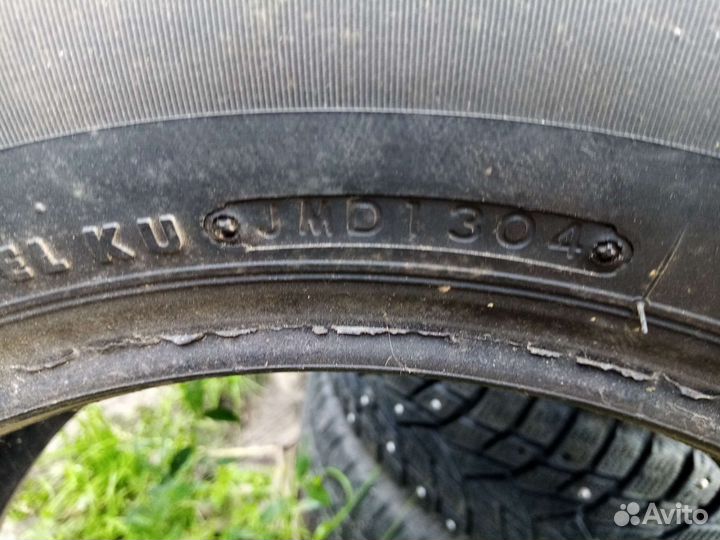 Bridgestone Dueler H/T 687 235/60 R16