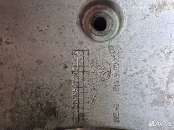 Кронштейн кондиционера и насоса гур lacetti