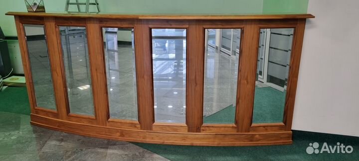 Стойка ресепшн бу