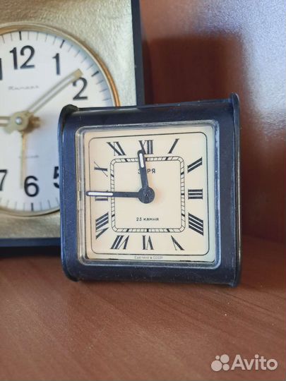 Часы будильник СССР
