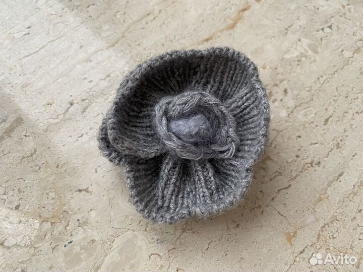 Брошь цветок из пряжи