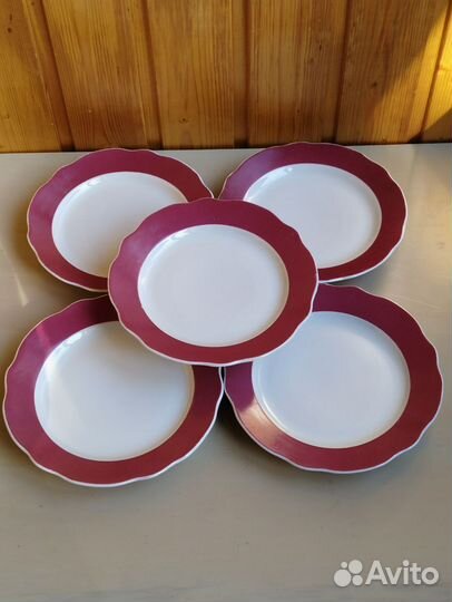 Тарелки Дулево