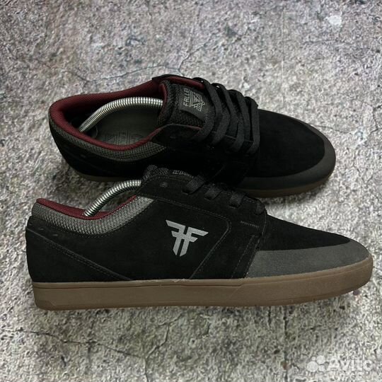 Кеды на доставку