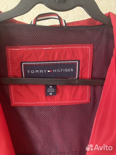 Tommy hilfiger ветровка женская