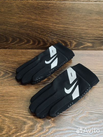 Перчатки nike
