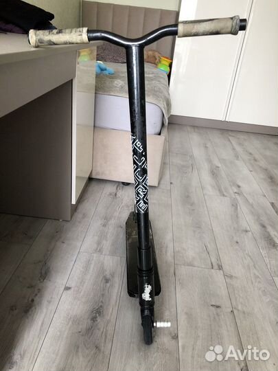 Трюковой самокат explore