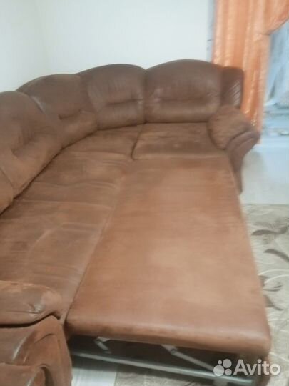 Продам угловой диван