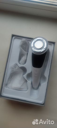 Массажёр для лица и шеи микротоковый