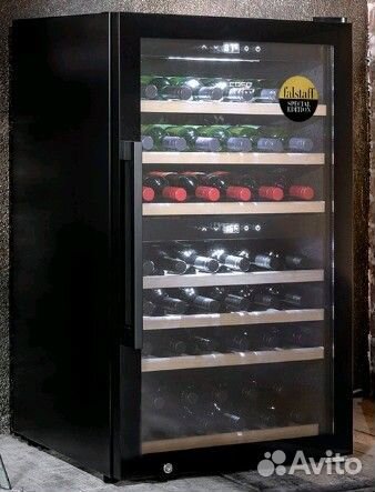 Винный шкаф. Холодильник для вина