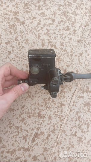 Продам тормозную машинку от Хонды Трансальп 650