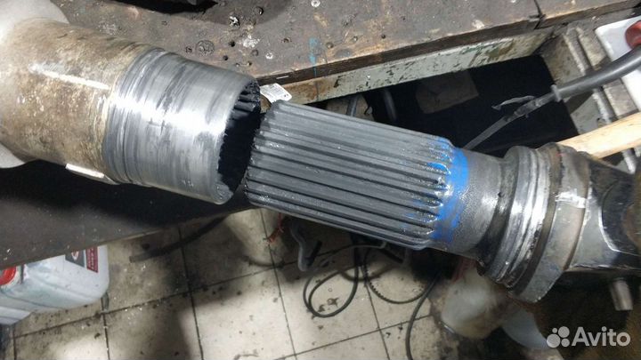 Задний кардан Тойота Тундра