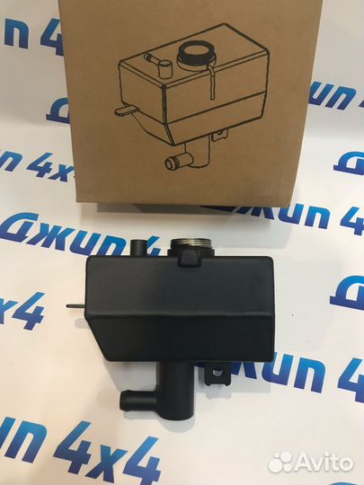 Алюминиевый бачок расширительный Jeep Wrangler