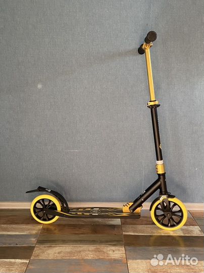 Самокат взрослый jogger 210