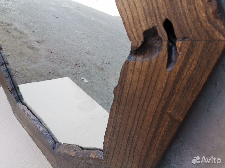 В наличии зеркало из слэба карагача