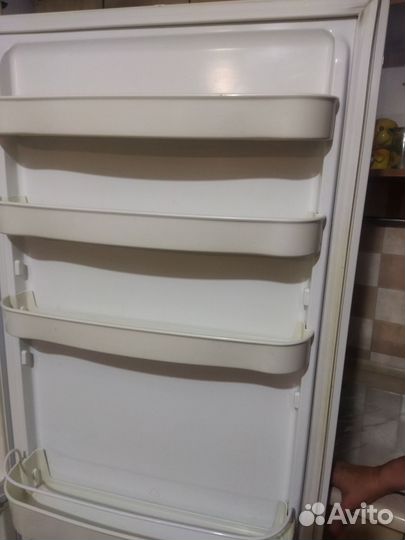 Холодильник на запчасти
