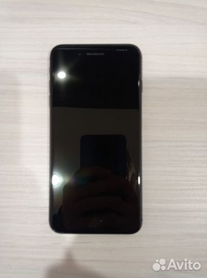 iPhone 8 Plus, 64 ГБ