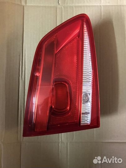 Фонарь внутренний левый задний VW Passat B7