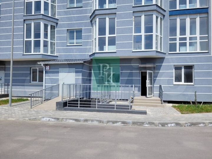 Помещение на 1-м этаже в Гагаринских высотках