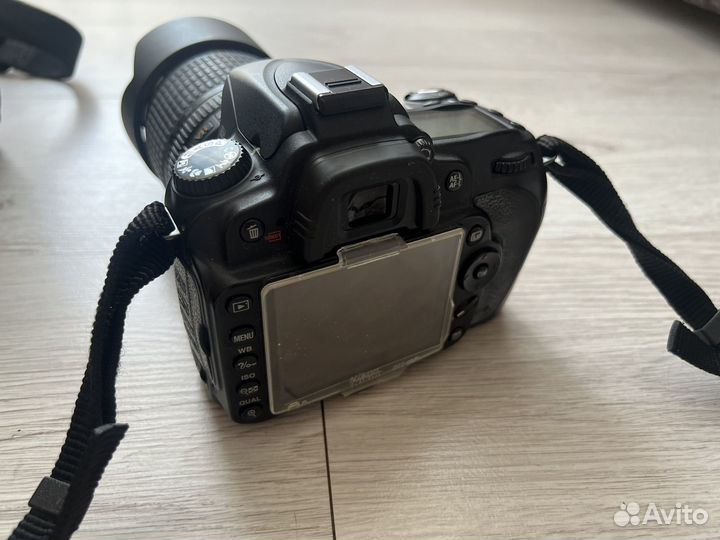 Зеркальный фотоаппарат Nikon D90
