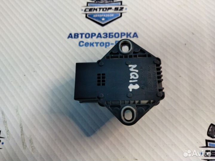 Датчик ускорения Nissan Qashqai J10