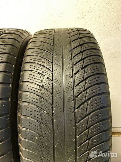 Bridgestone Blizzak LM-001 225/55 R17 97H