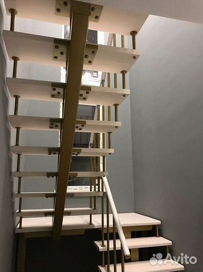 Изготовление лестниц на заказ