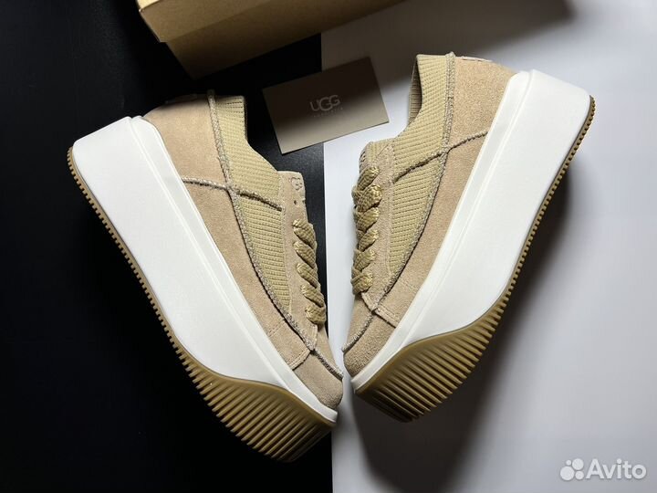 Кроссовки на платформе UGG натуральные