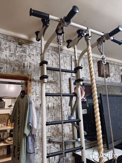 Шведская стенка с канатом и кольцами,турником