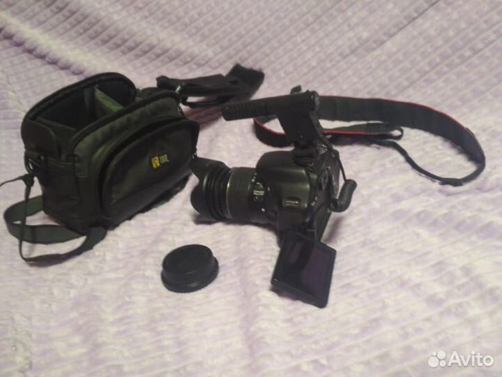 Зеркальный фотоаппарат Canon eos 600d