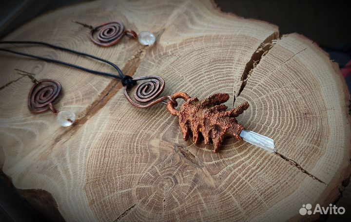 Подвеска с горным хрусталем