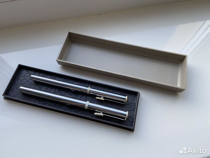 Ручки перьевая и шариковая СССР