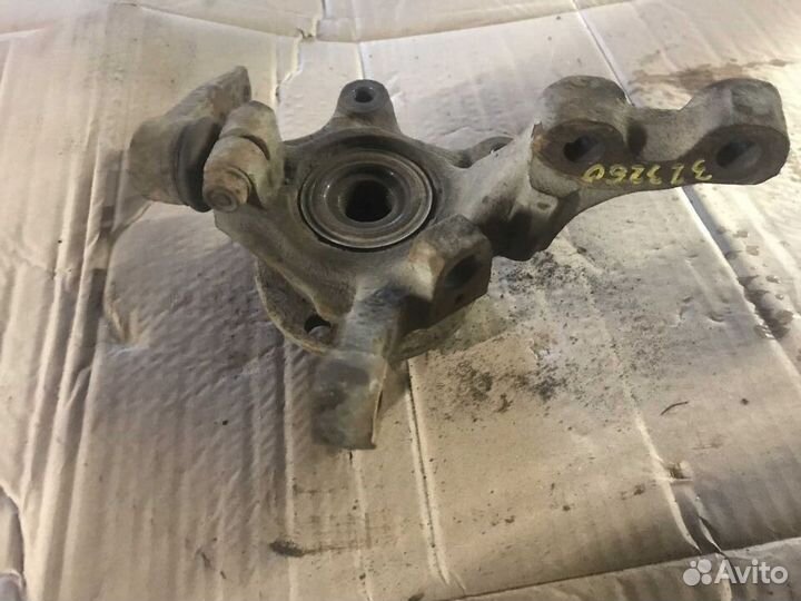 Кулак поворотный перед правый Renault Clio Symbol