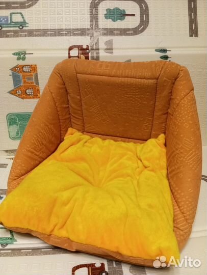 Домик-лежанка для кошек и собак