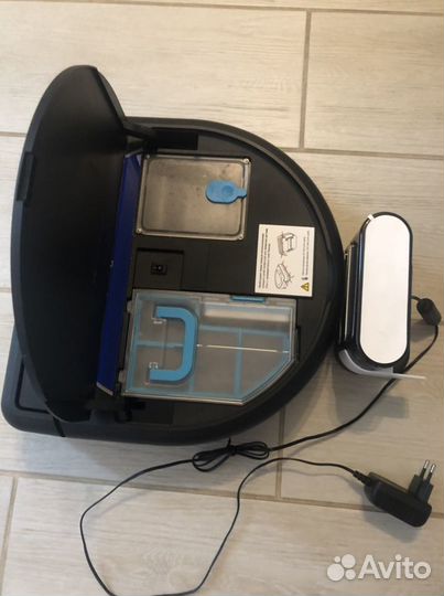 Робот пылесос моющий Hobot Legee 688