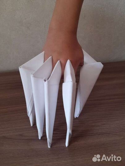 Бумажные когти цветные и белые