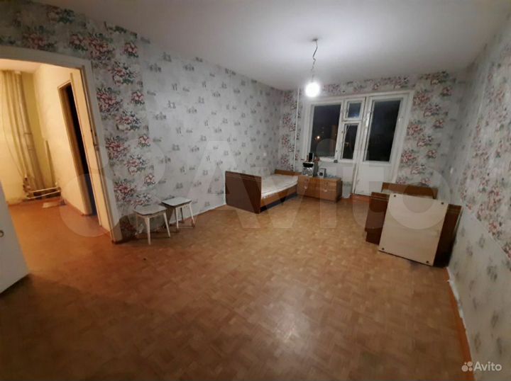 3-к. квартира, 94 м², 3/10 эт.