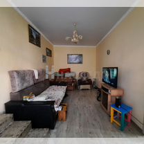 3-к. квартира, 50 м², 1/5 эт.