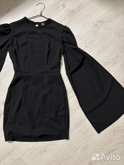 Платье Мини вечернее xs