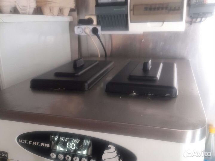 Фризер для мягкого мороженого бу