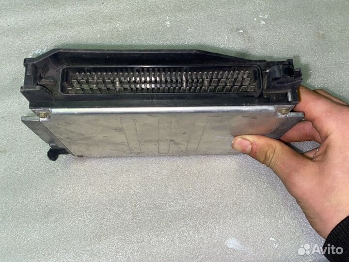 Блок управления двс BMW E39