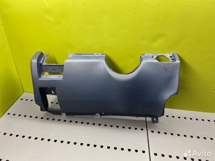 Низ торпеды Mercedes-Benz S124 M102.982 1989