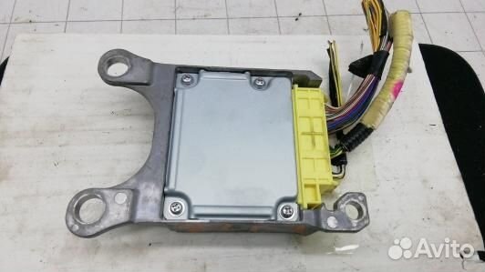 Блок управления airbag toyota FJ cruiser (82F01OQ0